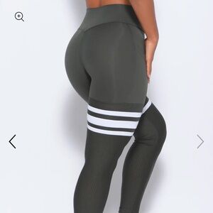 Bombshell Sportswear Green Leggings with Stretchy Fit and Full Length